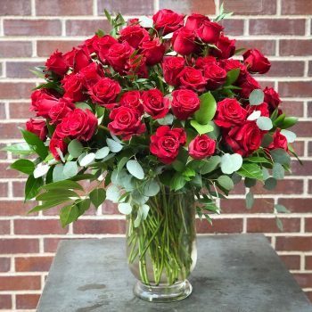 Signature Dozen Red Roses