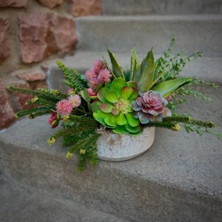 Looking for flowers that stay stunning all year long? Our unique silk arrangements are the perfect solution! Whether you’re decorating your home, gifting something special, or elevating your event, our handcrafted silk blooms add timeless elegance—no watering required.
Stop by our shop or call/email us to create your one-of-a-kind silk arrangement today! 🌷