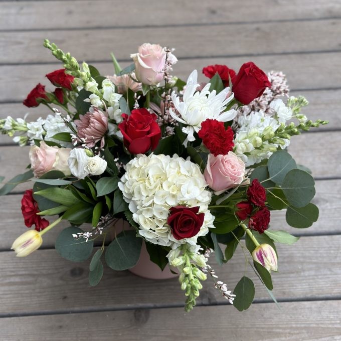 Valentine's Day Mixed Arrangement - Image 6