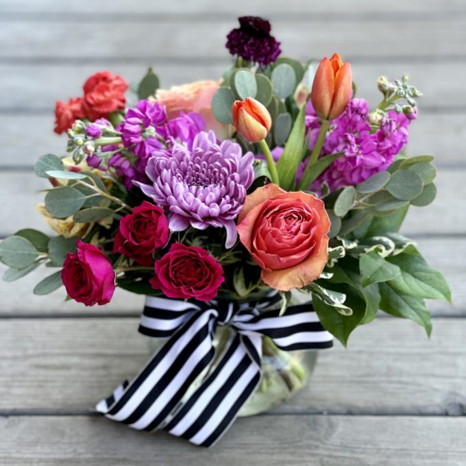 Valentine's Day Mixed Arrangement - Image 18